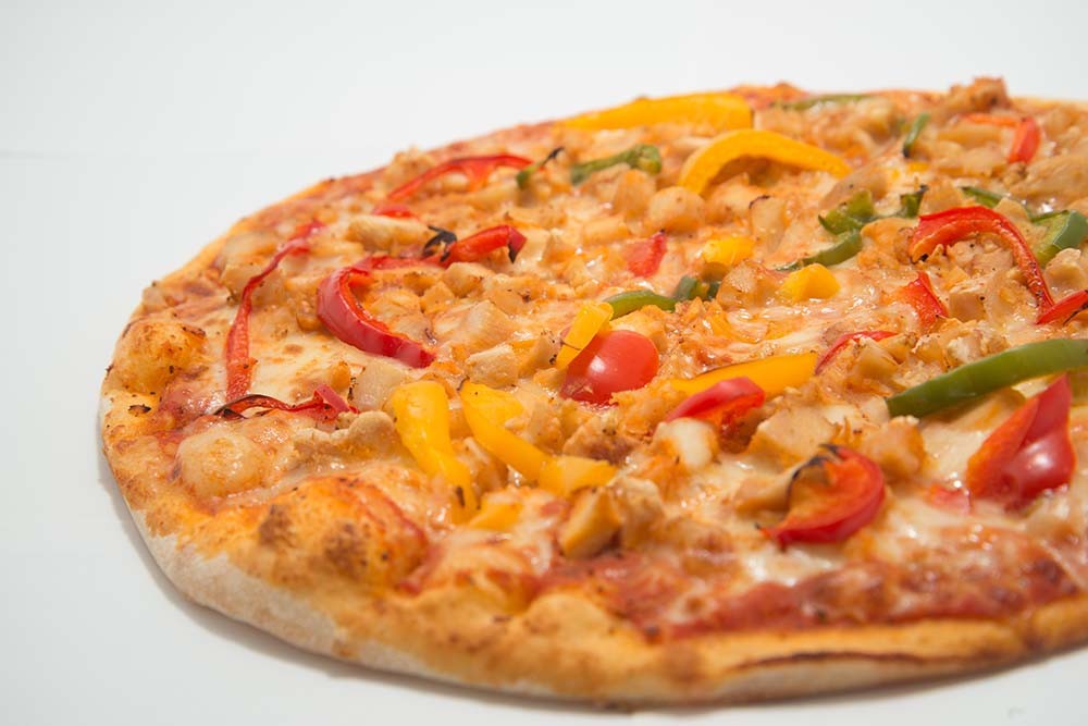 Chicken & Bell Pepper / Pizza Con Pollo Pizza Buona Eatolls